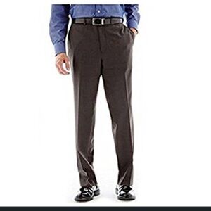 NWT IZOD Gray Flat Front, No Iron & Slim Fit Dress Pants - Size 38x30
